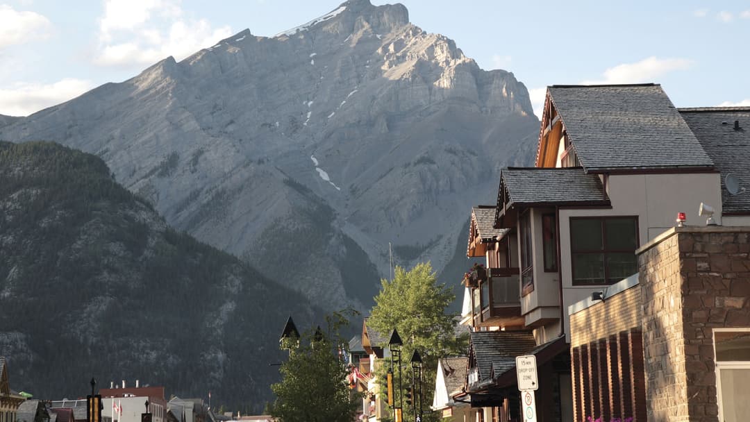 Journeys: Discover the Canadian Rockies - Westbound