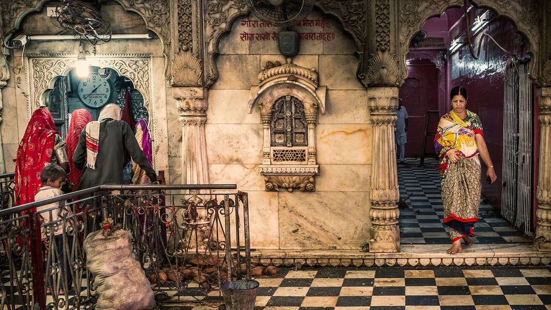 Rajasthan & Varanasi — Ancient Temples & the Taj Mahal