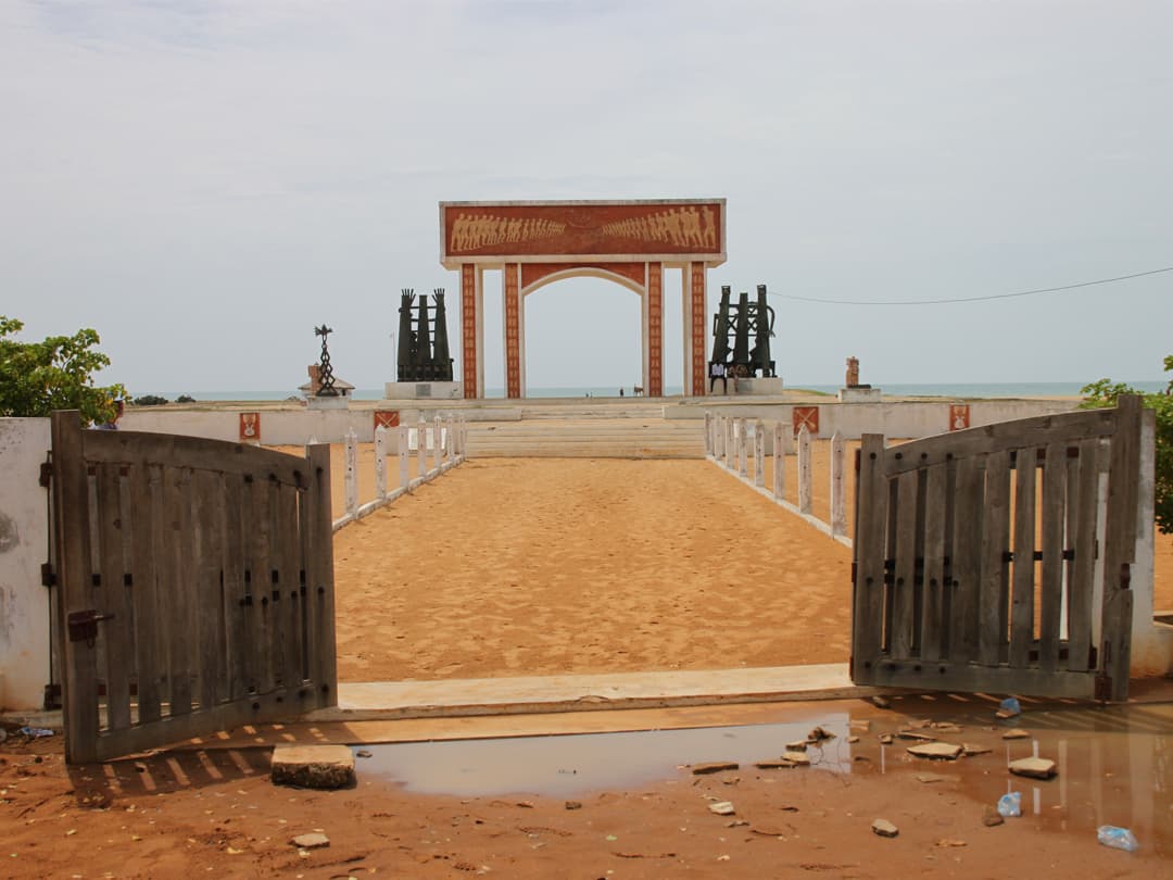 Togo and Benin: Local Markets, Koutammakou and Voodoo Traditions