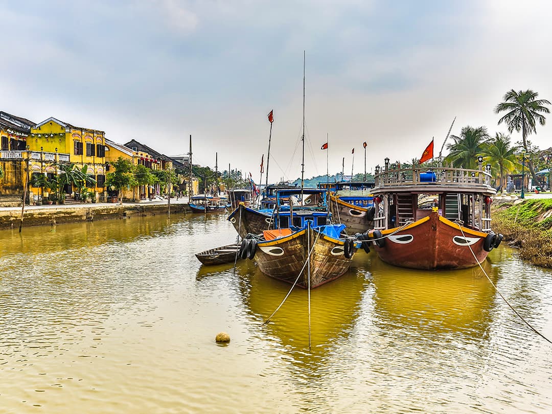 Southeast Asia Discovery: Seasides and Street Food