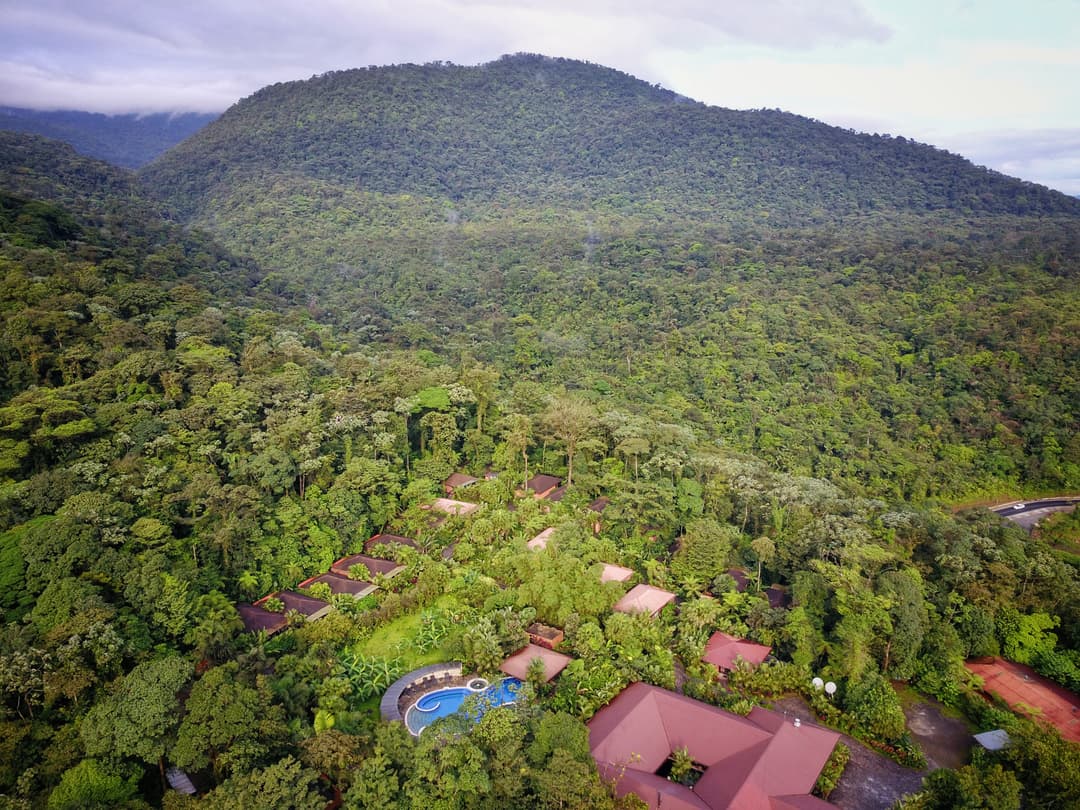 Costa Rica: Tortuguero, La Fortuna & Rio Celeste