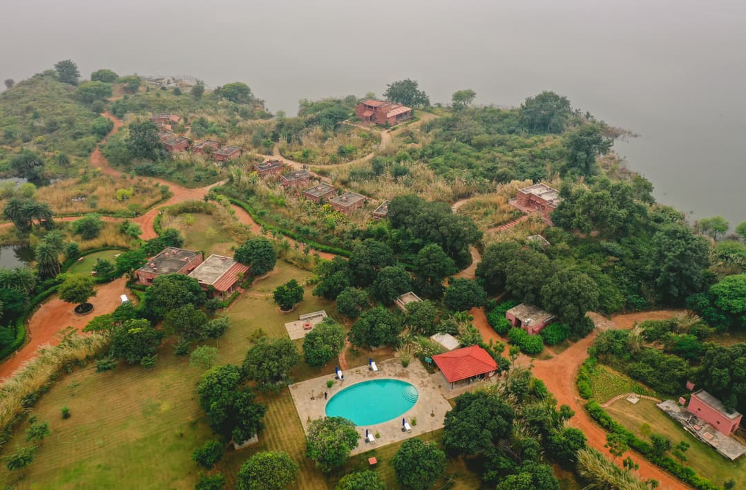 Northern India: Riverside Safaris, Ancient Fortresses & The Taj Mahal