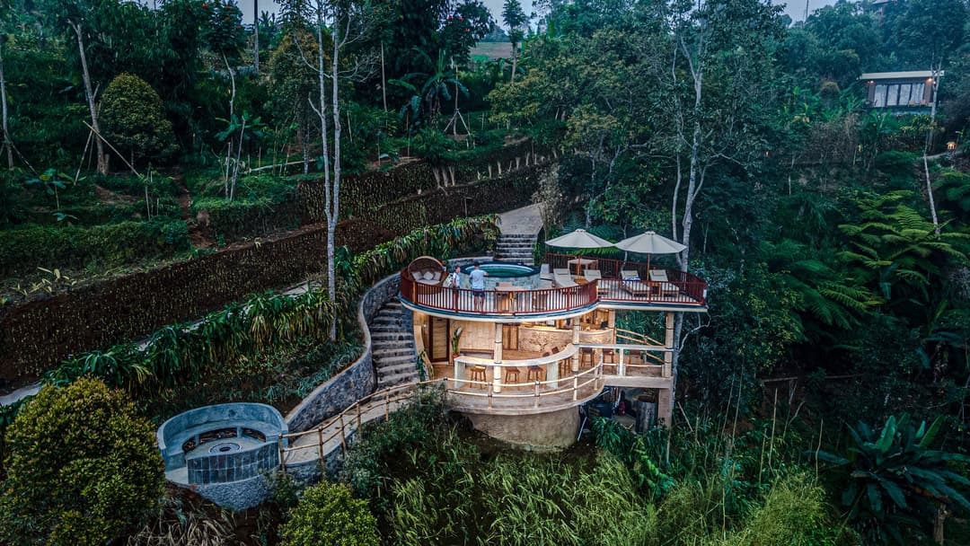 Bali and Komodo: Dragons, Rice Terraces & Cultural Ceremonies