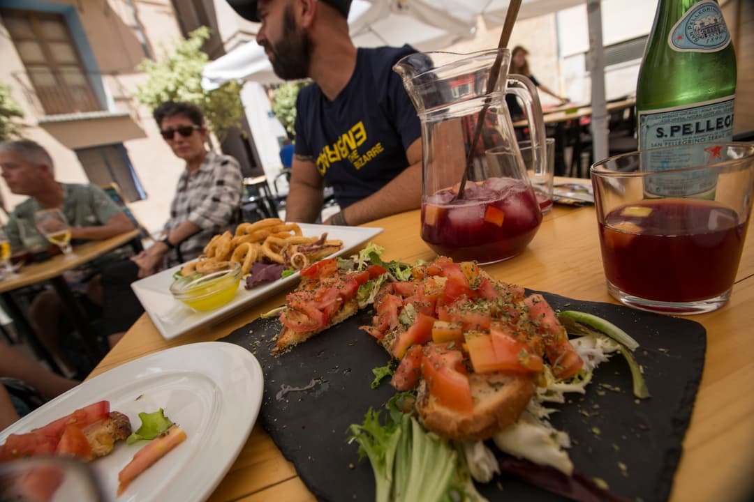 Paris to the Mediterranean: Coasts & Cafés