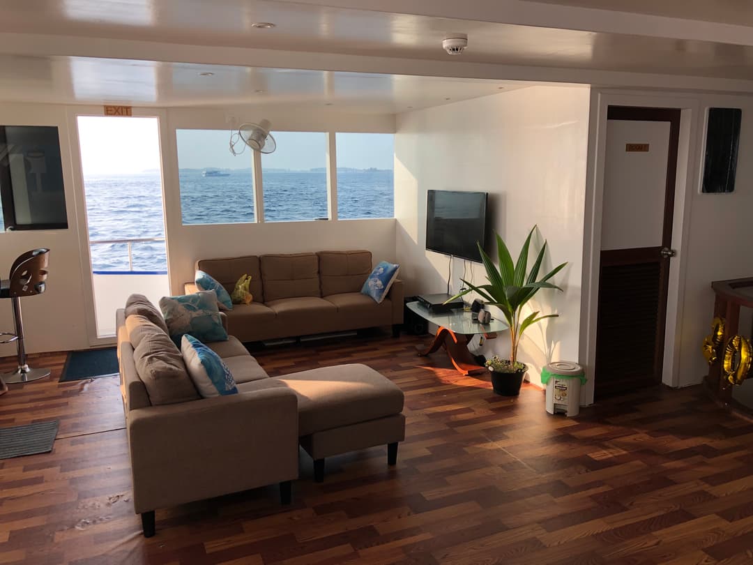 Maldives Dhoni Explorer