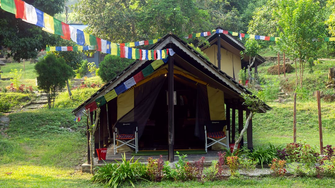 Nepal: Annapurna Hiking, Rafting and Chitwan National Park