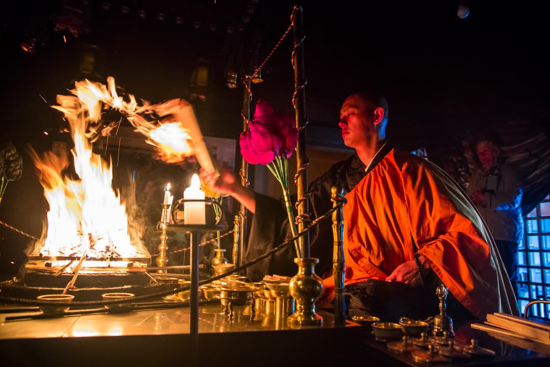 Korea & Japan Encompassed