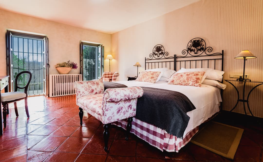 Spain: Vibrant Cities & Countryside Walks