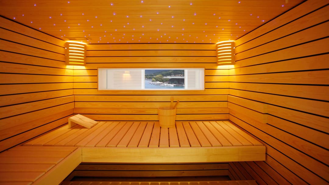 Signature: Iconic Trains of Switzerland & Italy's Lake District