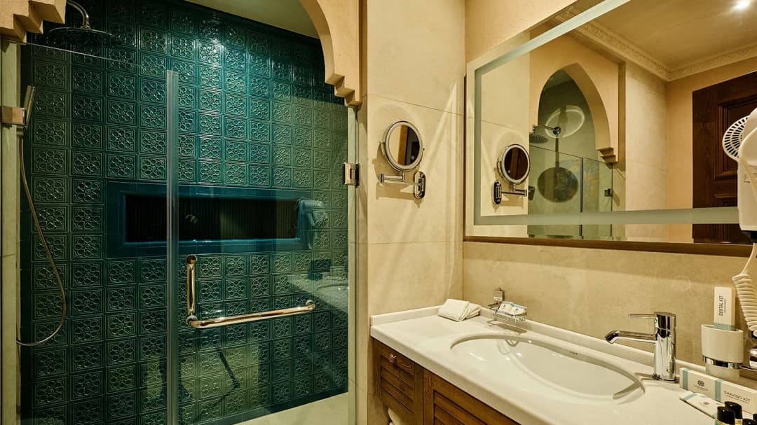 Journeys: Stories of Uzbekistan & Turkmenistan