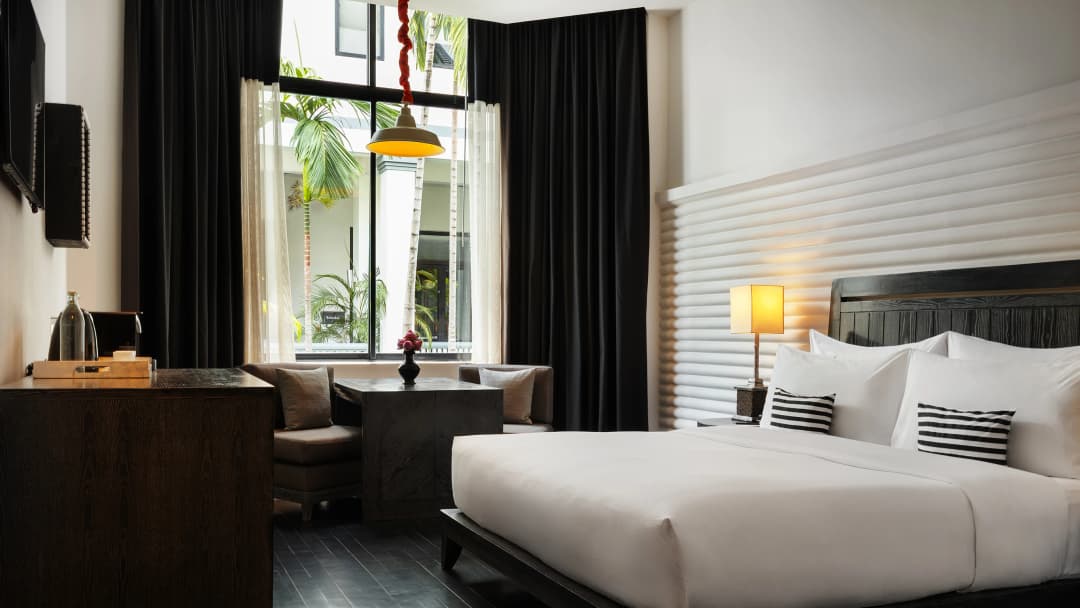 Signature: Vietnam, Laos & the Temples of Cambodia