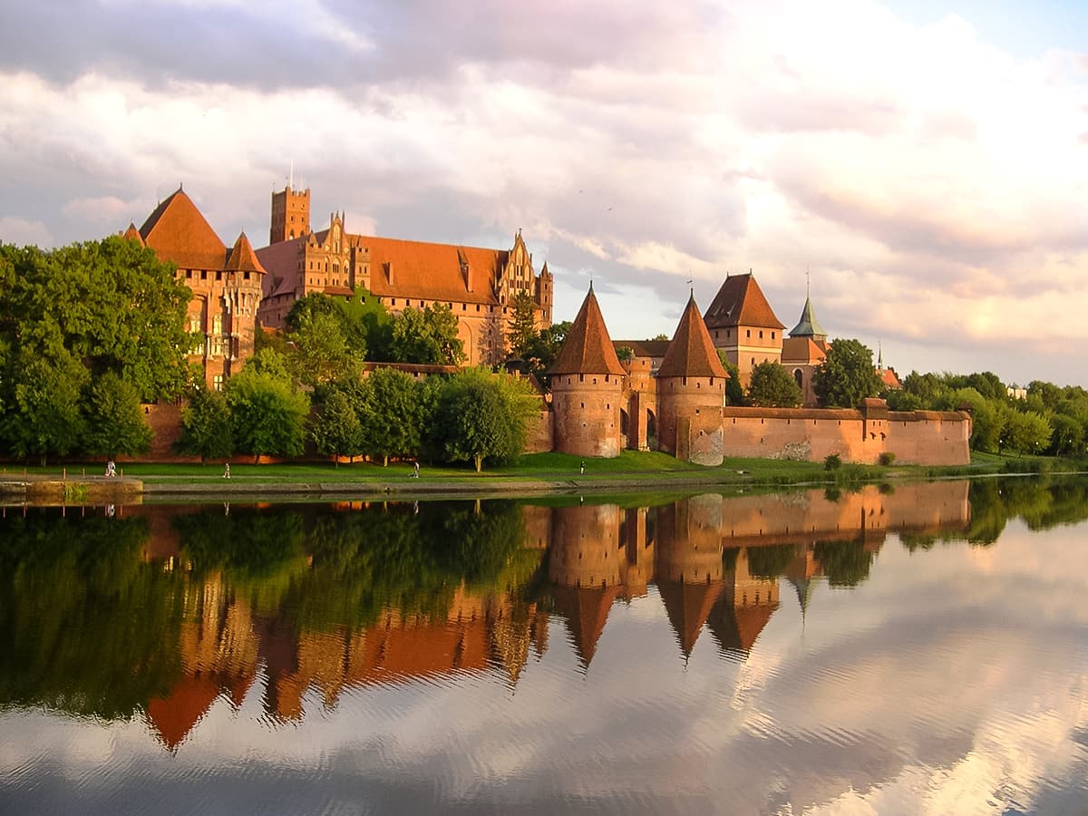 Vistula River kayaking and nature adventures in Poland