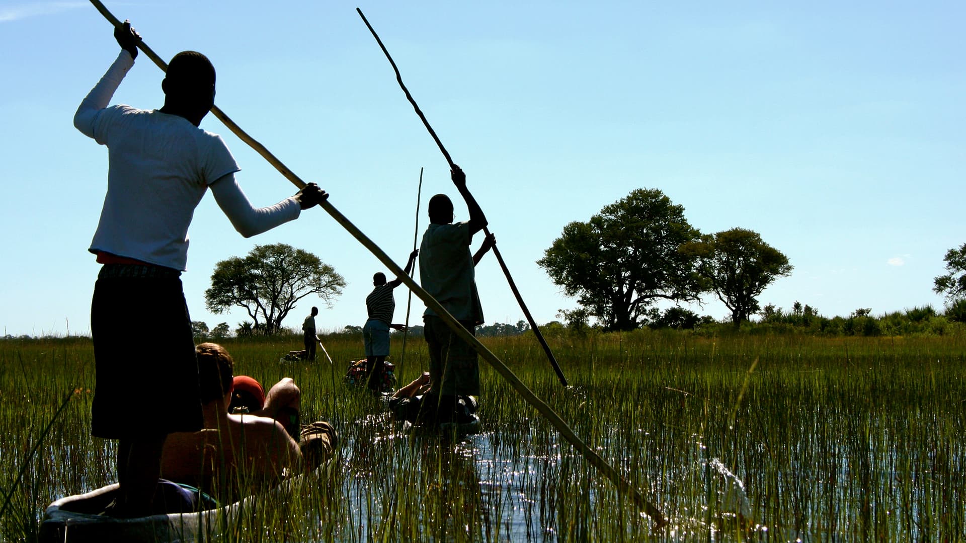 Delta & Falls Eastbound: Baobab Trees & River Views