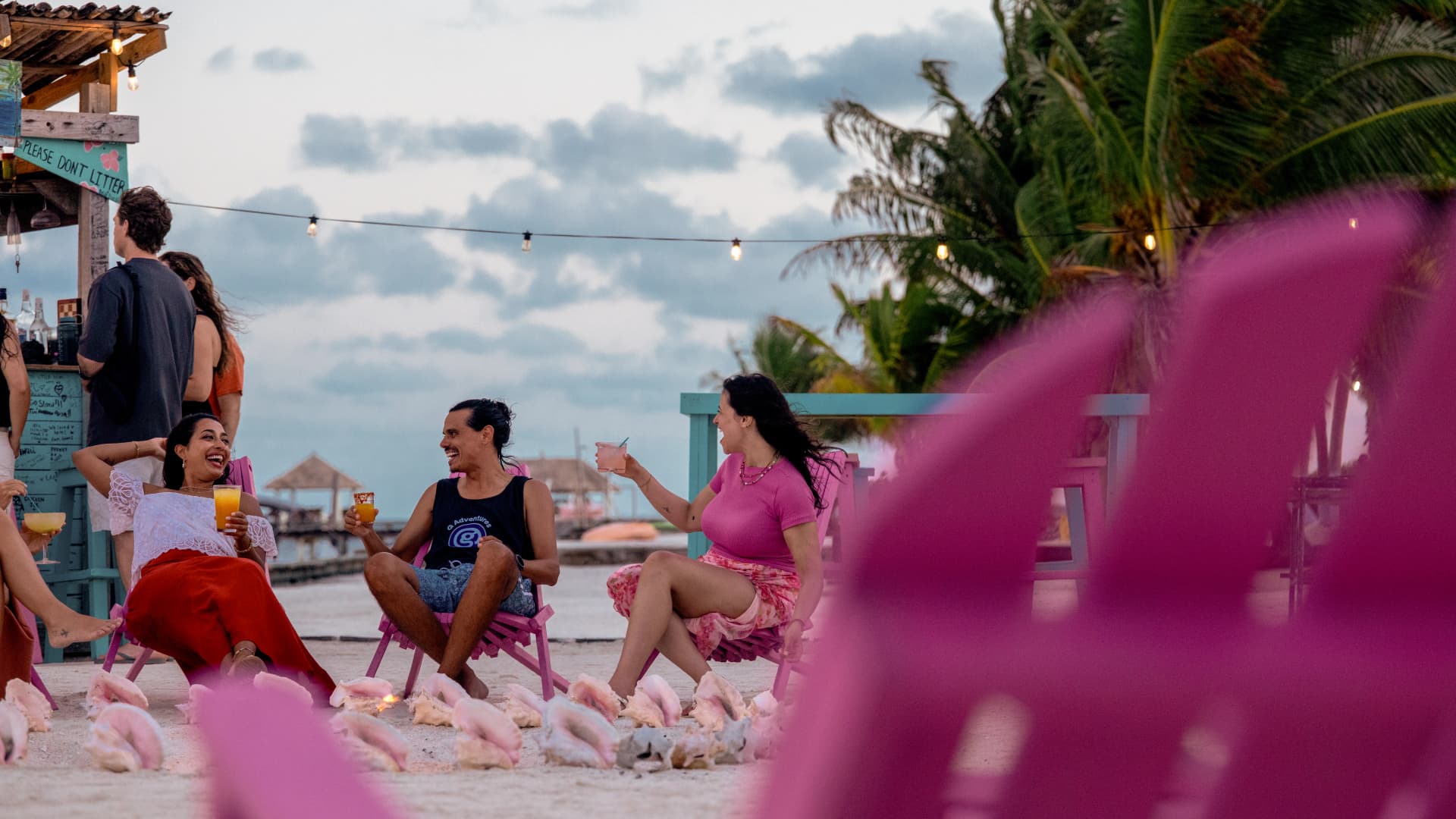 Belize Uncovered: Reefs, Ruins & Reggae