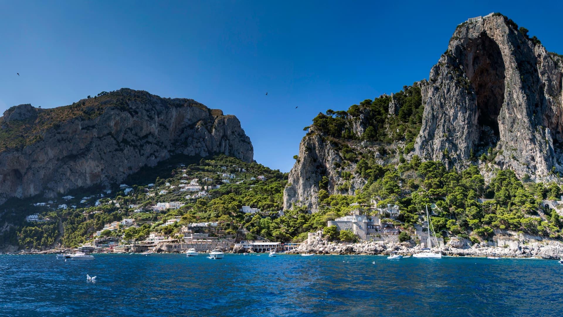 Sailing the Amalfi Coast: Capri, Positano & Coastal Bliss
