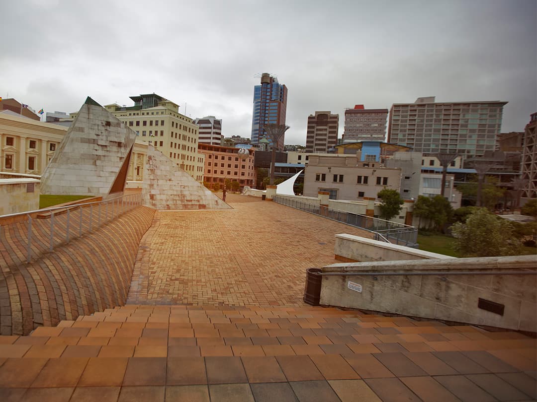 Australia And New Zealand: Bushwalks & Beaches