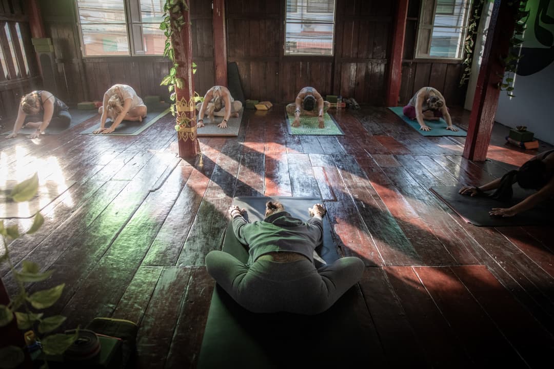 Thailand: Night Markets & Blue Waters