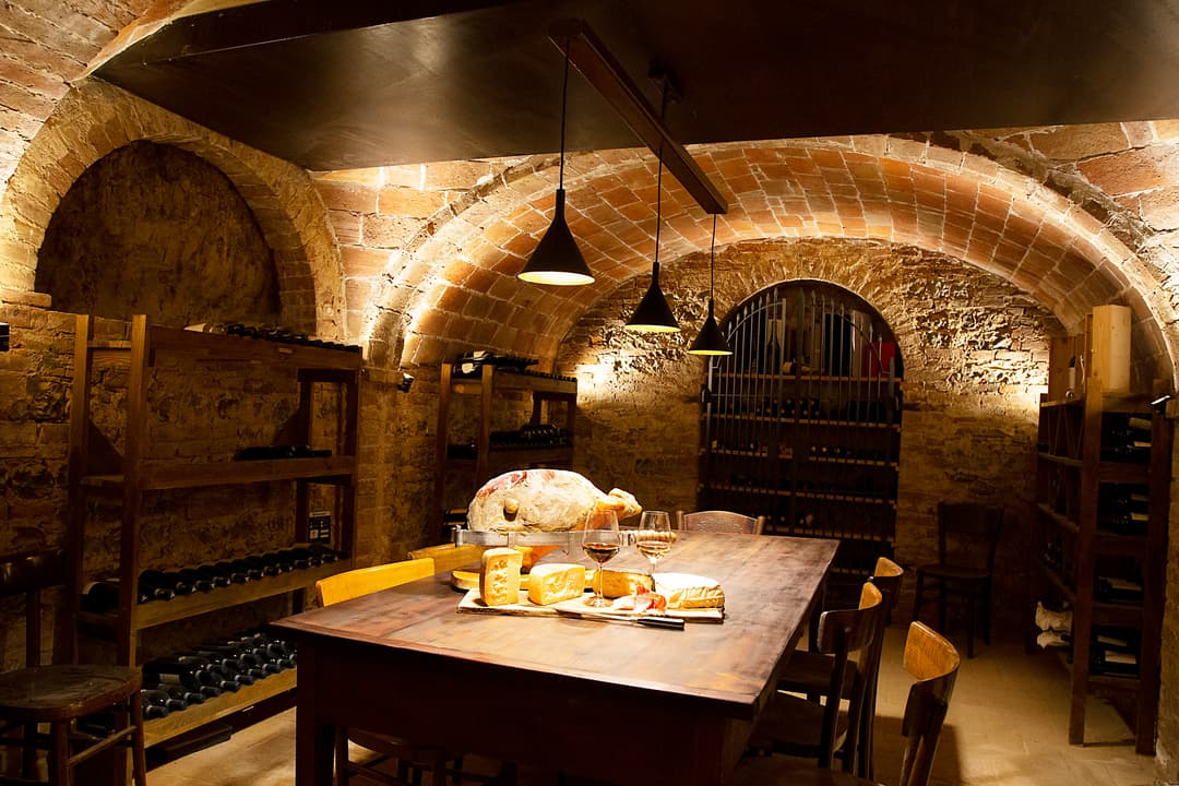 Italy: Florence to Rome, Walking the Vineyards of Tuscany and Umbria