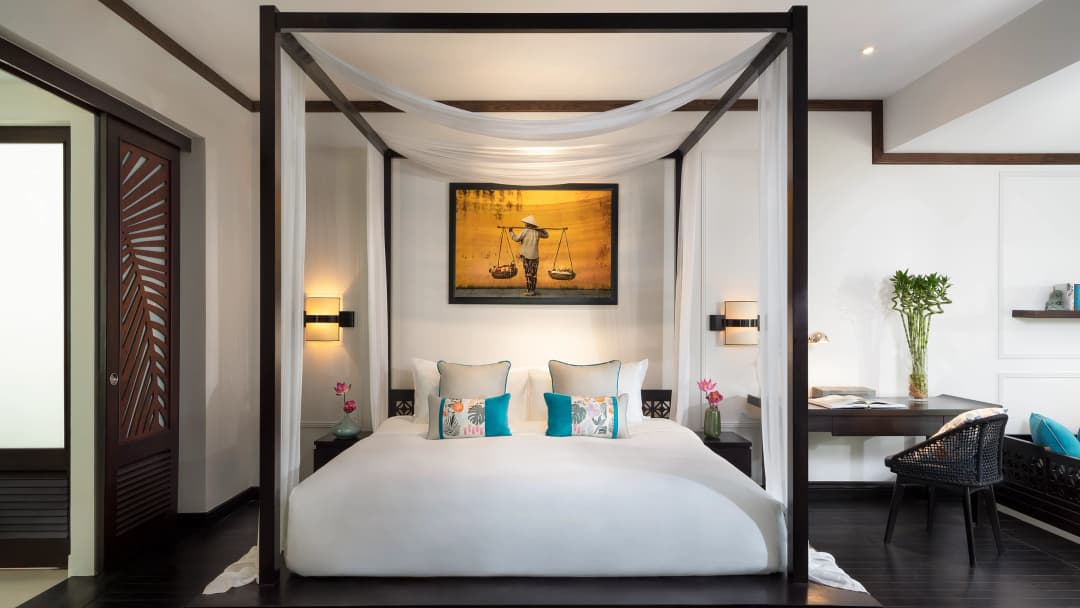 Signature: Vietnam, Laos & the Temples of Cambodia