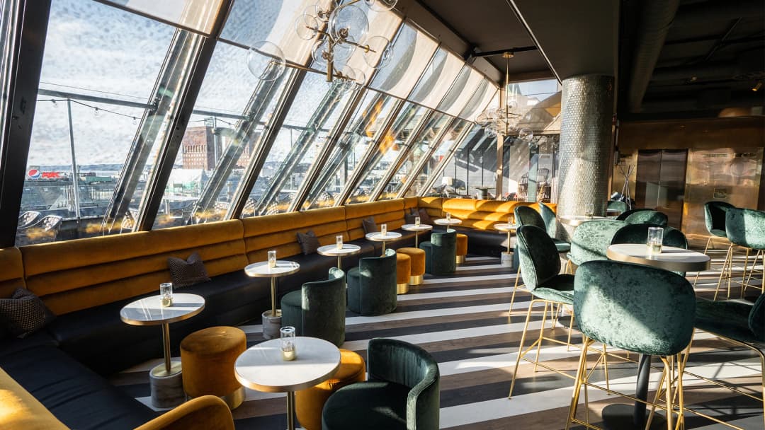 Signature: Norway's Fjords & Mountain Vistas