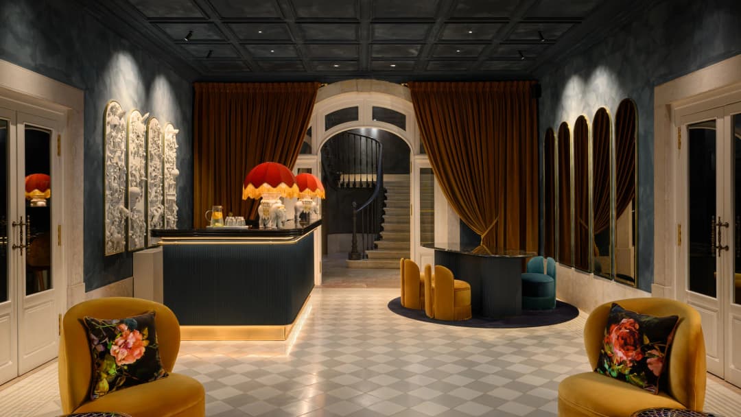 Signature: Portugal's Porto, Douro Valley, & Lisbon