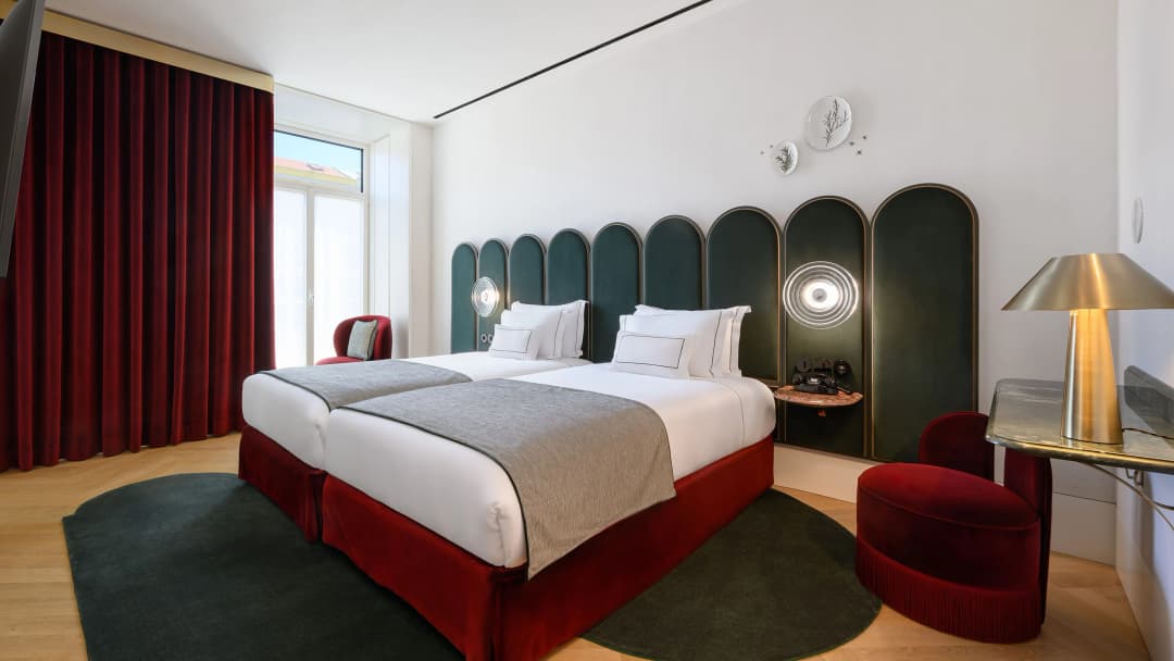 Signature: Portugal's Porto, Douro Valley, & Lisbon