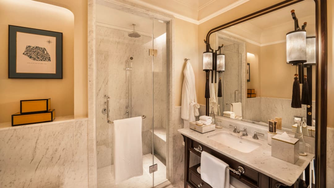 Signature: Vietnam, Laos & the Temples of Cambodia