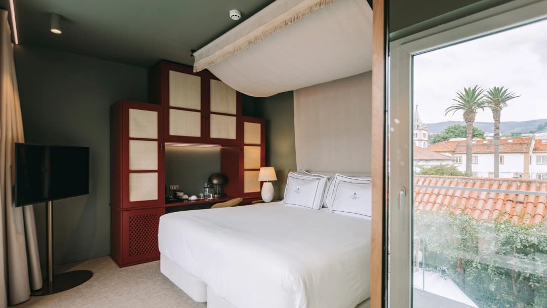 Signature: The Azores' Terceira & São Miguel