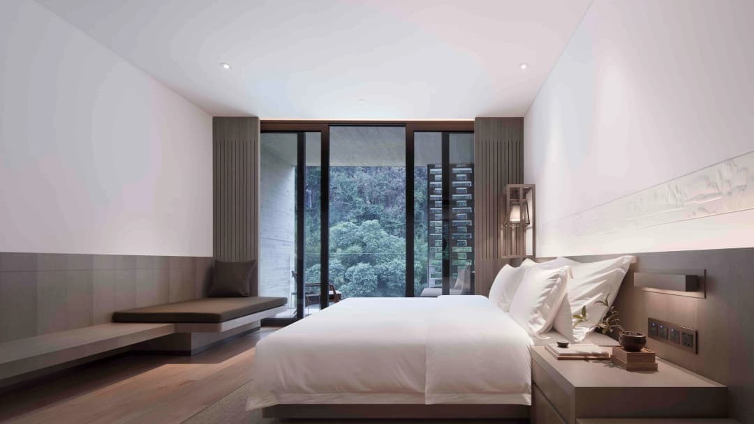 Signature: China from the Great Wall to Shangri-La